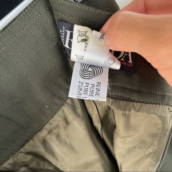 ESCADA by Margaretha Ley Pencil SKIRT 34 US 4 100% New Wool - Picture 8 of 8